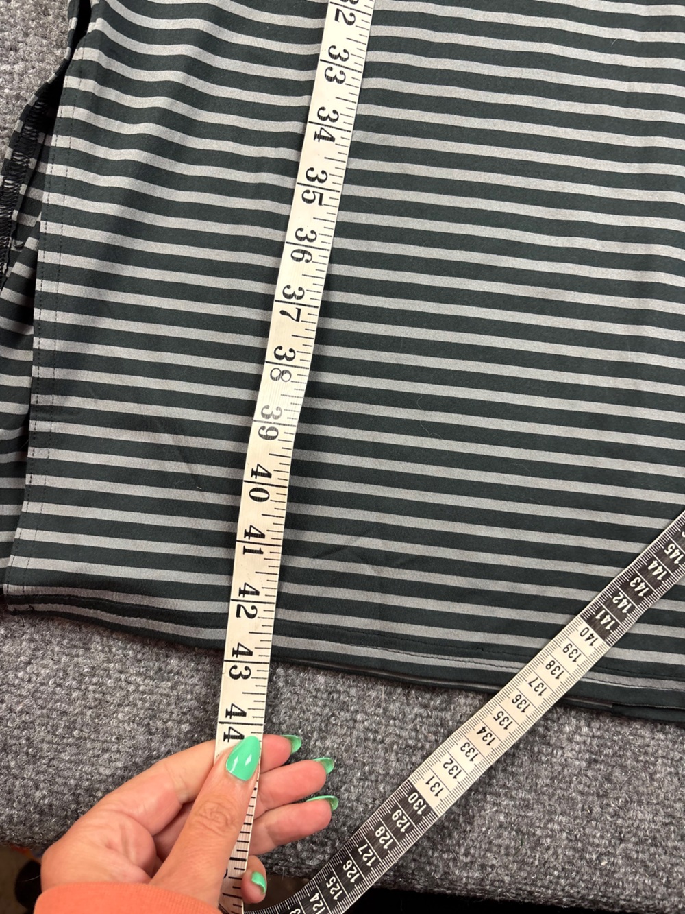 COLUMBIA Women’s Grey/Black stripe Maxi Dress side slits size: Large - Picture 5 of 8